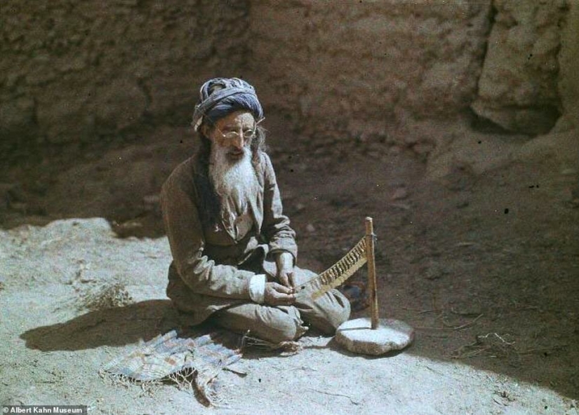 Los contrastes de Afganistán: el final de la década de 1920-s y el presente