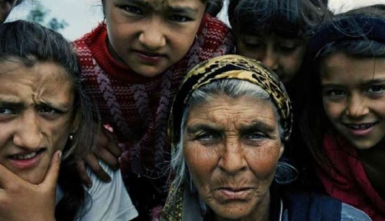 Los gitanos el gran Imperio: cómo sobrevivir a los últimos nómadas de Europa