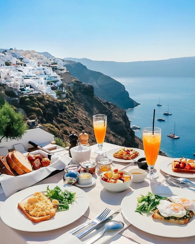 Luxurious breakfasts from around the world