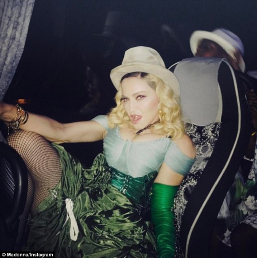 Madonna, de 59 años, mostró por primera vez a sus seis hijos