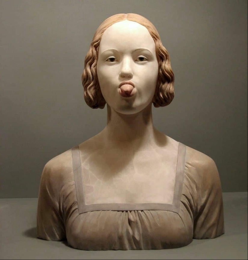 Madonna, you're drunk, go home: the sculptor modernizes the images of the Renaissance