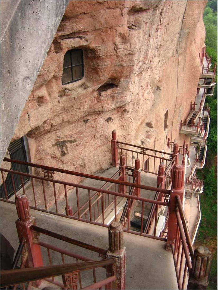 Maijishan Grottoes