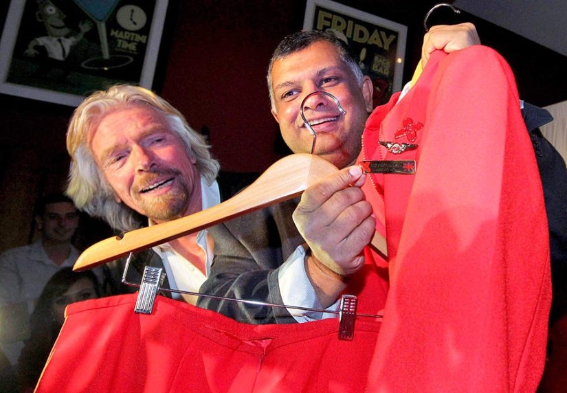 Man Said, Man Did: Virgin CEO Richard Branson Becomes a Flight Attendant