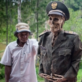 Manene Festival: Why do Indonesians dig up dead relatives every 3 years