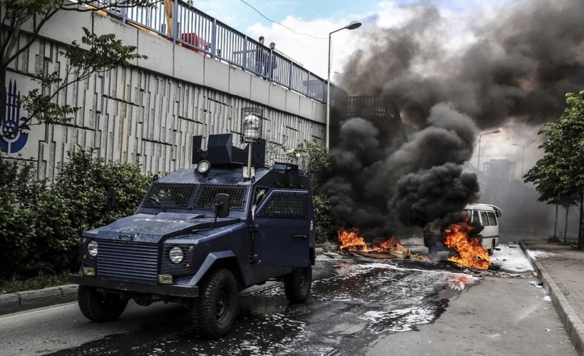 May Day clashes in Istanbul