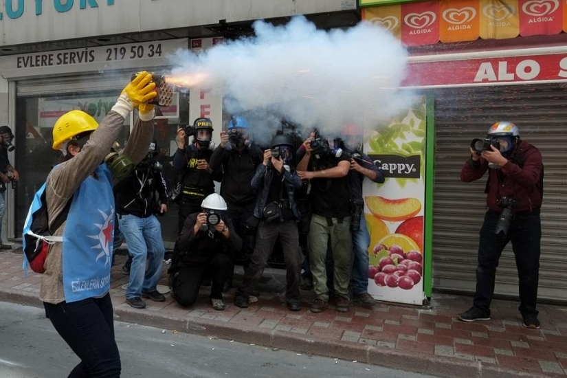 May Day clashes in Istanbul