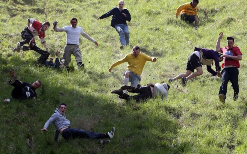 May&#39;s most ridiculous and cutthroat competition: Cooperschild Cheese Race 2013