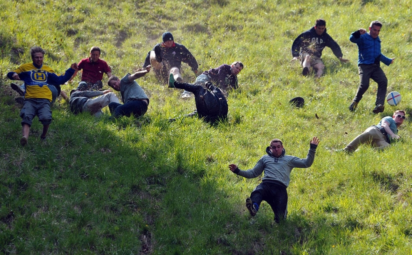 May&#39;s most ridiculous and cutthroat competition: Cooperschild Cheese Race 2013