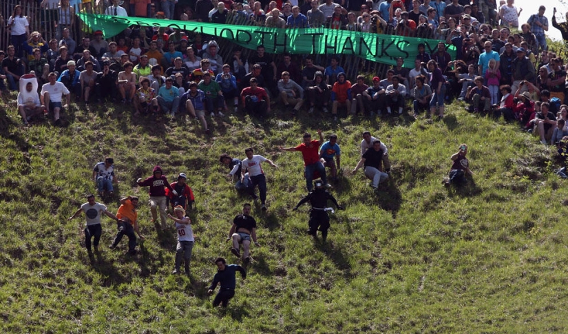 May&#39;s most ridiculous and cutthroat competition: Cooperschild Cheese Race 2013