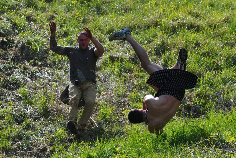 May&#39;s most ridiculous and cutthroat competition: Cooperschild Cheese Race 2013