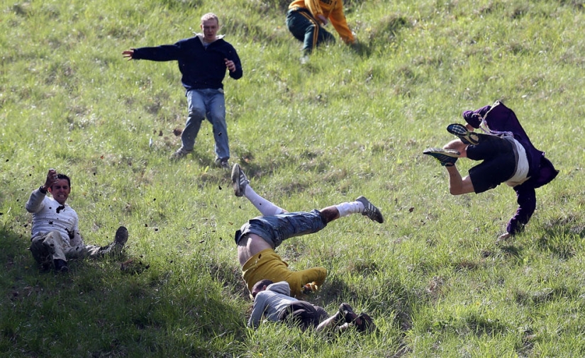 May&#39;s most ridiculous and cutthroat competition: Cooperschild Cheese Race 2013