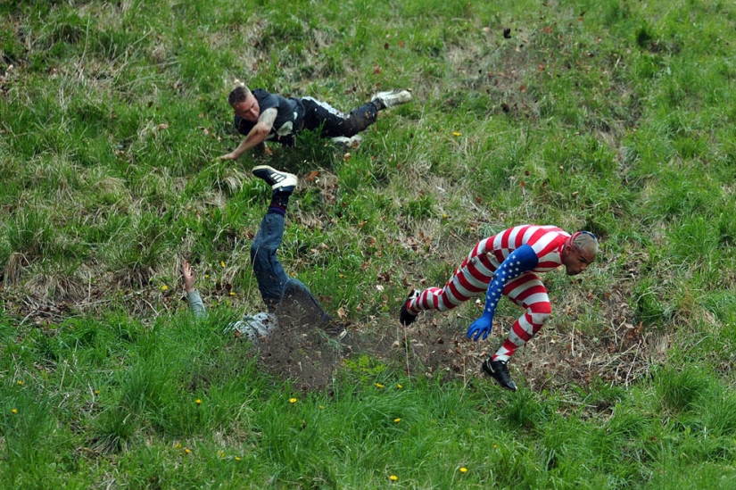 May&#39;s most ridiculous and cutthroat competition: Cooperschild Cheese Race 2013