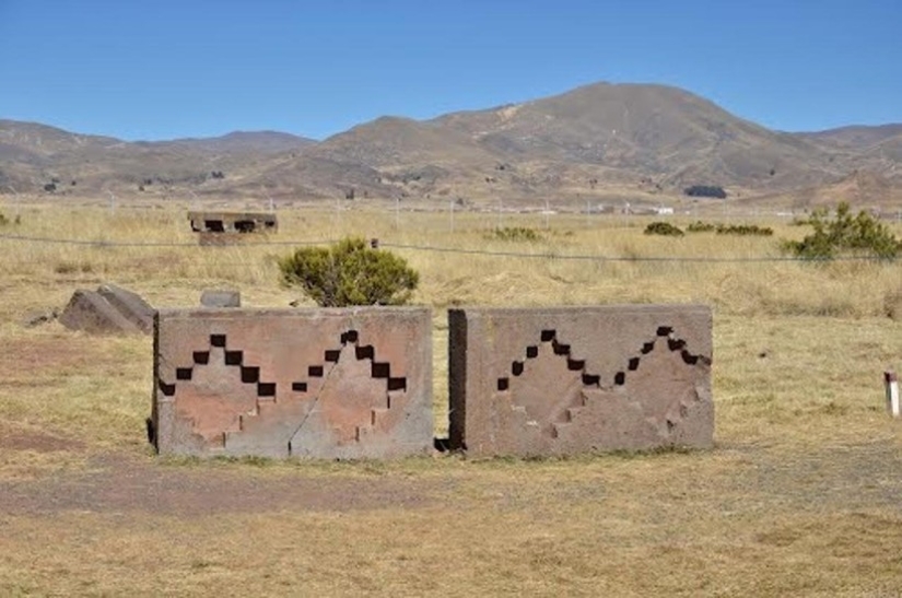 Megalitos de Puma Punku - el enigma del" Tetris de Titanes " de Bolivia