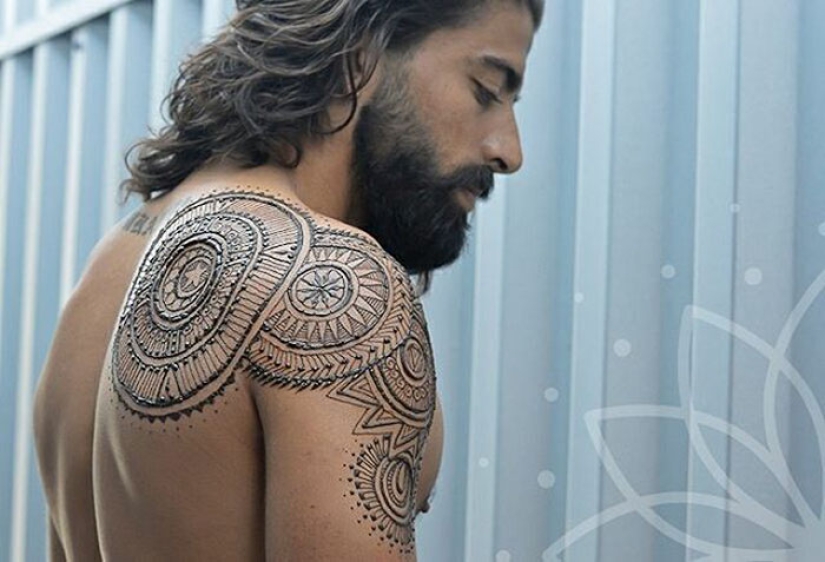 Men also do henna tattoos, and it's very sexy