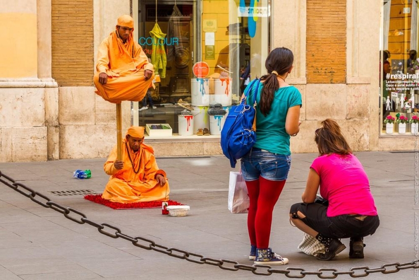 Mendigos callejeros en Roma