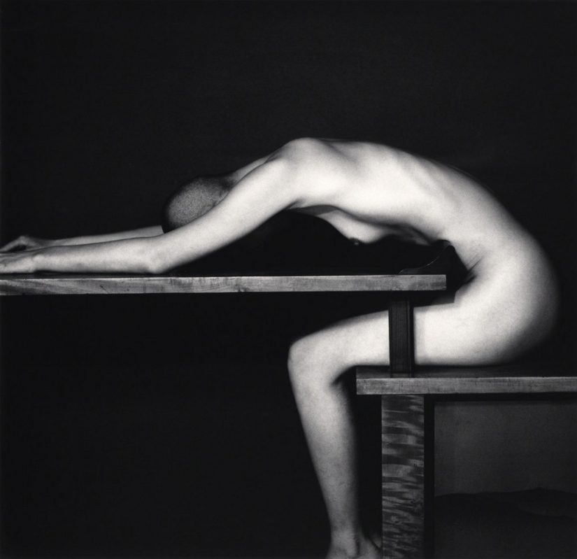 Michael Kenna's photo project "Rafu": female nude in the style of Japanese haiku