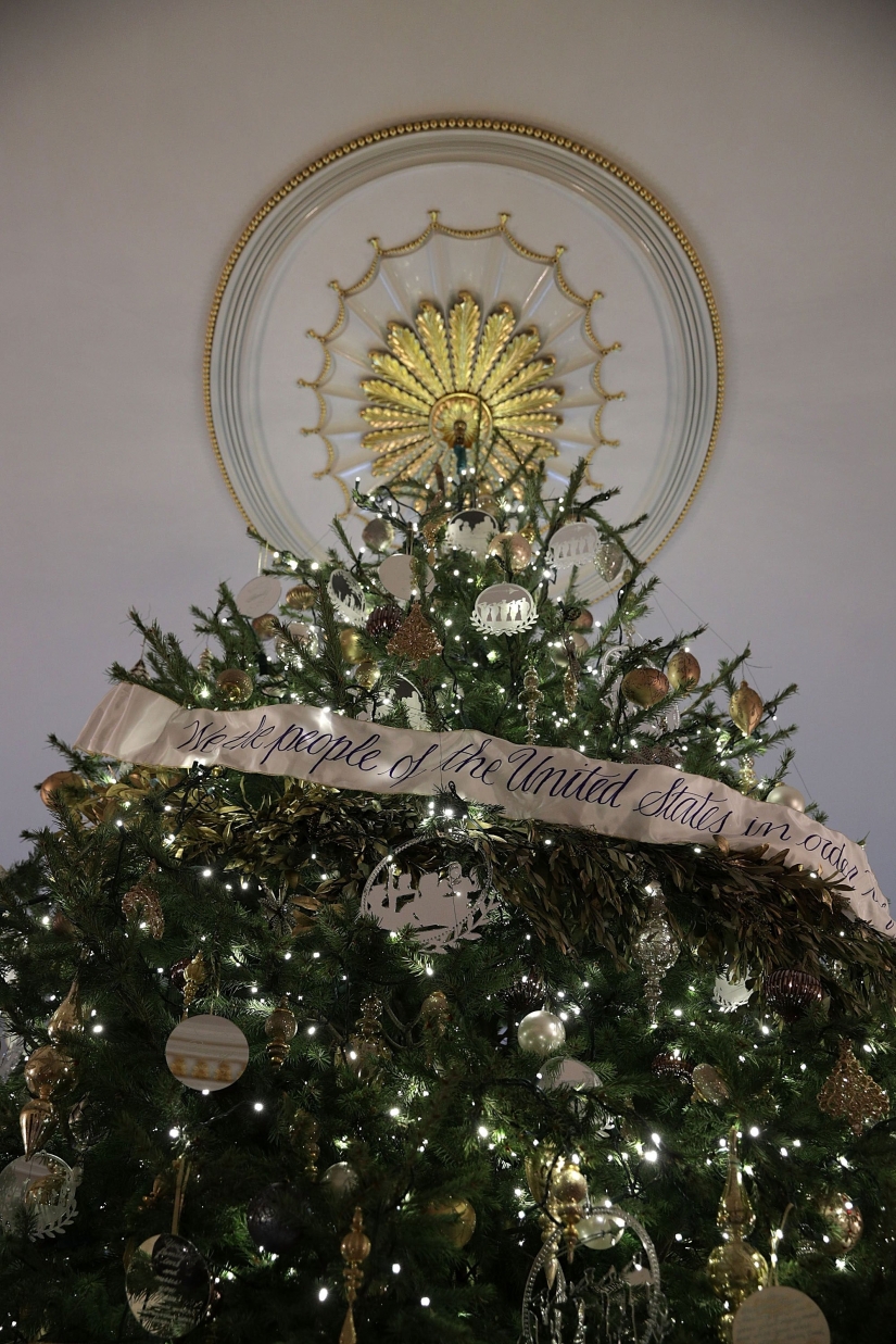 Michelle Obama has decorated the White House for Christmas for the last time