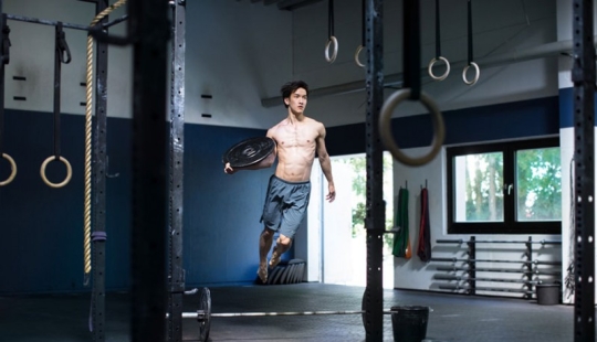 Mikael Joe - The Man Who Defeated Gravity