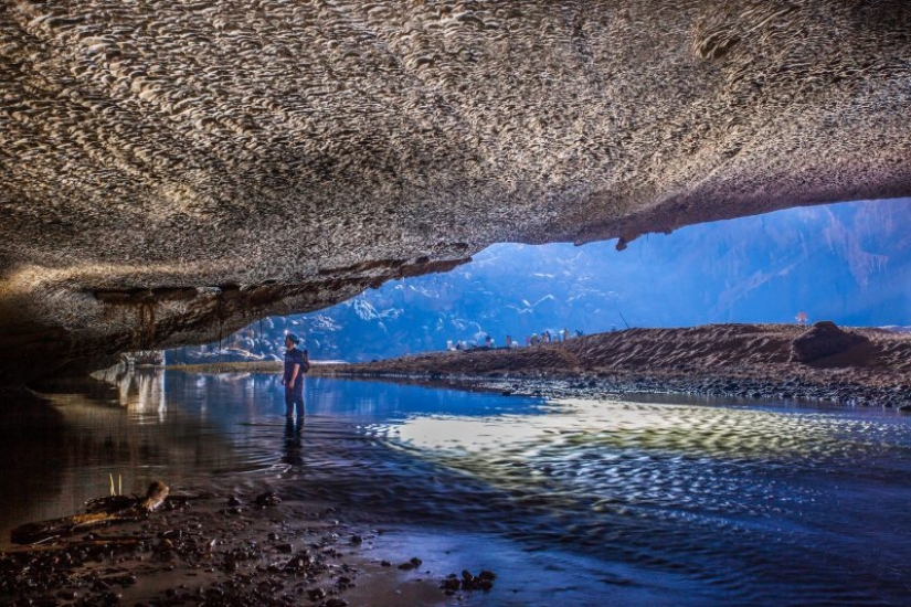 Miraculous beauty: the 12 most amazing caves in the world