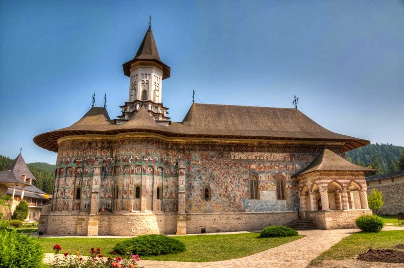 Monasteries in Romania, where amazing frescoes are not inside, but outside