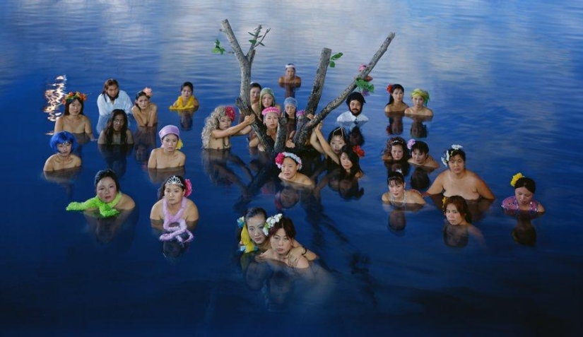 Monumental works of Chinese photographer Wang Qingsong