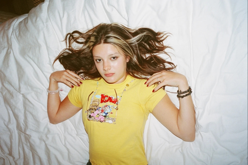 Morgan Maher’s intimate portraits of Girls in Bed