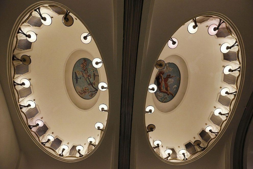 Moscow metro through the eyes of a foreigner