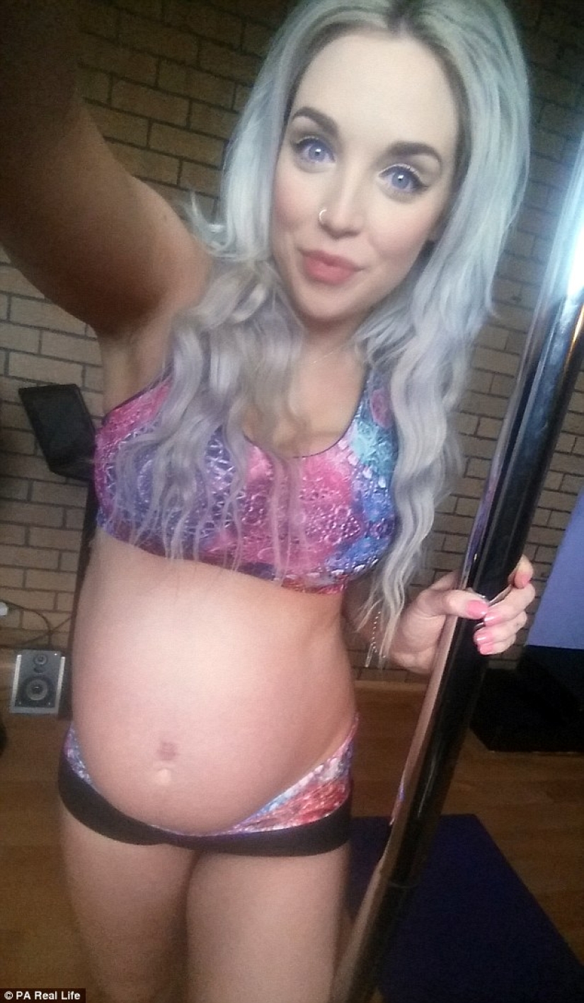 Mujer australiana embarazada continúa bailando en barra y no tiene planes de detenerse durante el parto