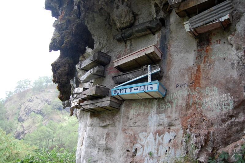 Mysterious hanging coffins of Sagada