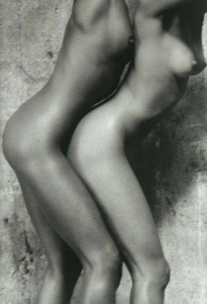 Naked beauty in Austrian: black and white nude by Sylvia Bloom