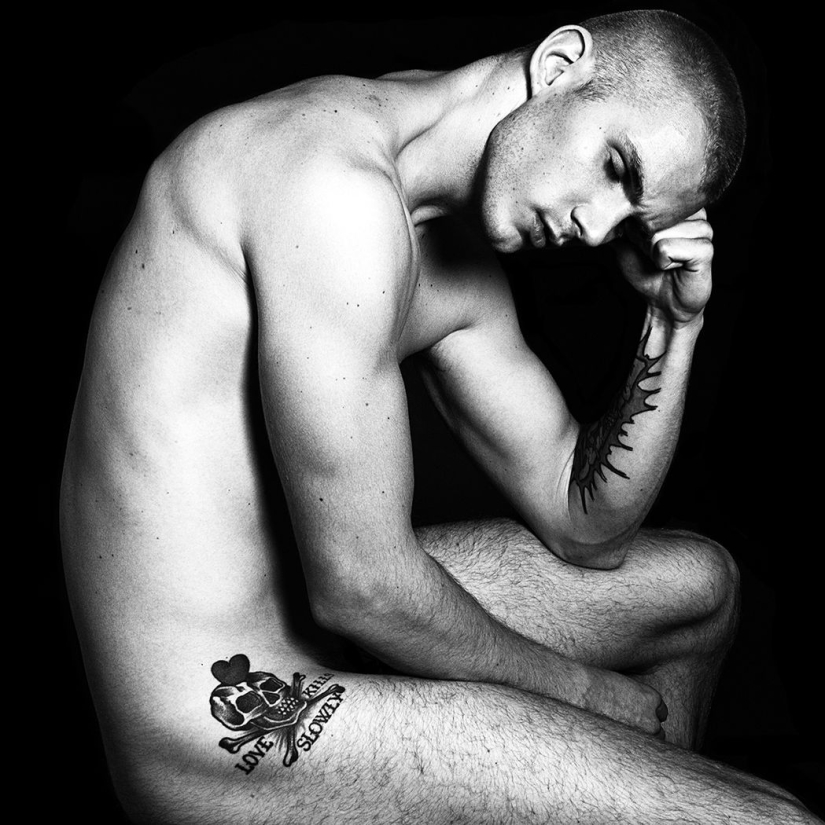 Naked tattooed men - first of all, it&#39;s beautiful!