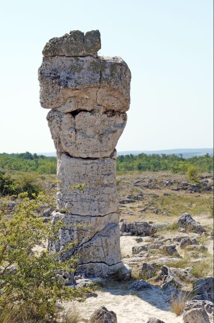 Natural formations similar to human creations