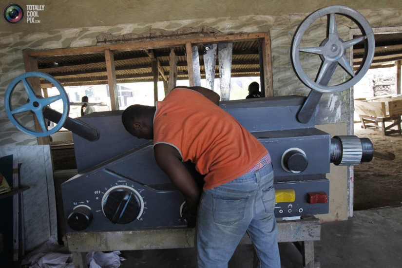 Negocio funerario en África