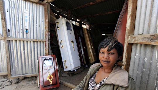Negocio funerario en África