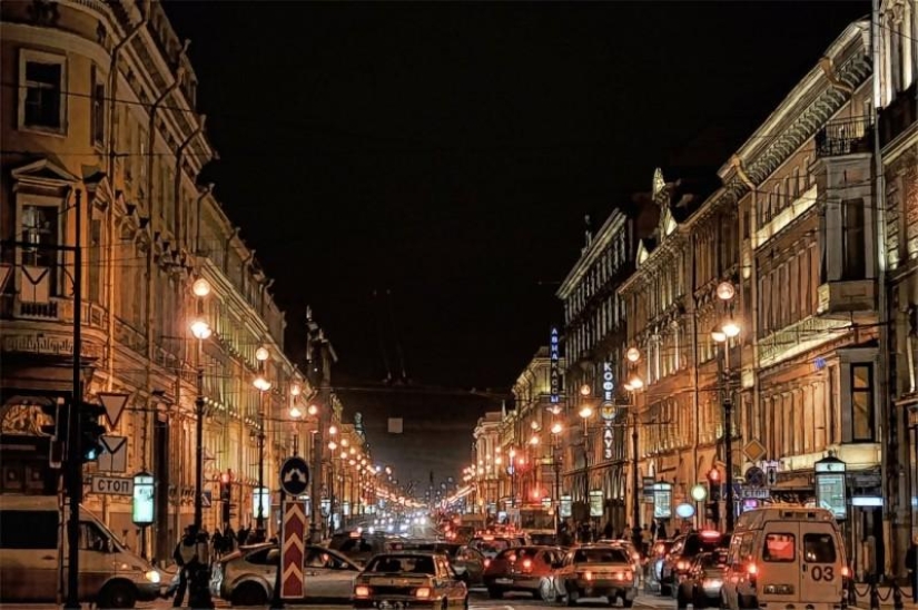 Nevsky, Broadway and 8 more wonderful streets of the world