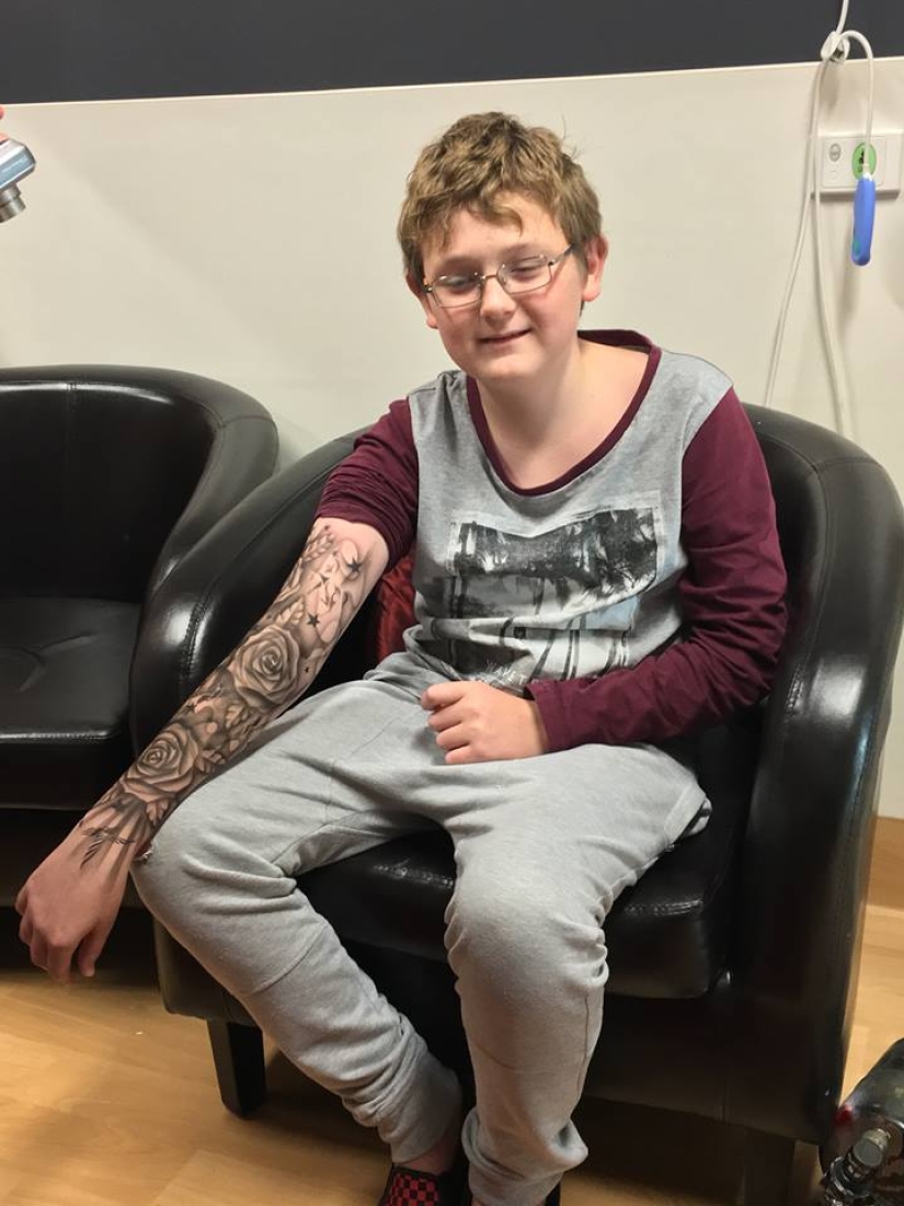 New Zealand master makes gorgeous tattoos for sick children