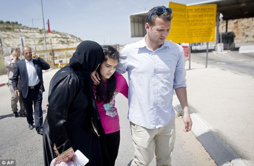 Niña palestina de 12 años liberada de una prisión israelí