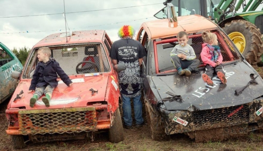 No wine, no cheese, no frog legs: how simple Frenchmen have fun