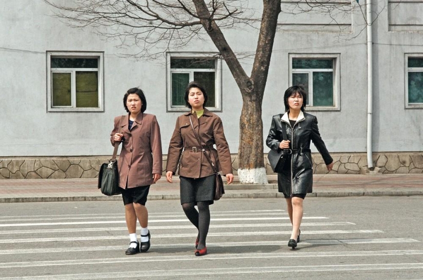 North Korea vs South Korea: Find 10 Differences