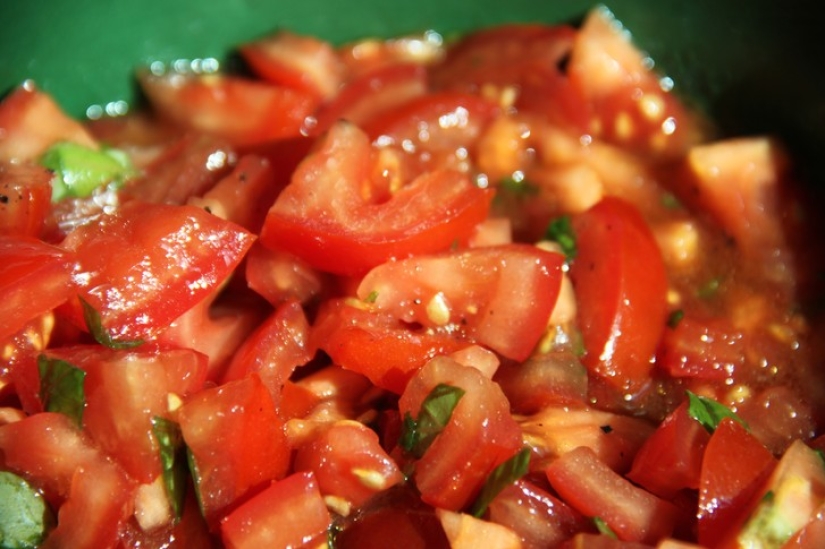 Oh, esos deliciosos tomates! 10 propiedades útiles de " manzanas del amor"