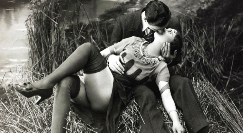 Oh, the times! O mores! Looked like erotic postcards in the 20s