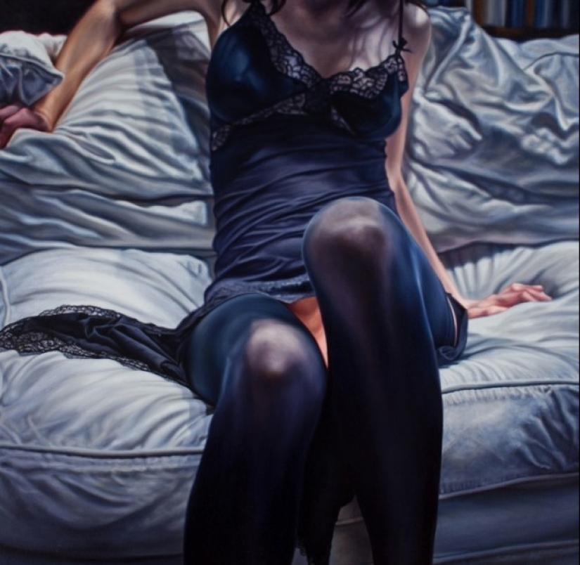 Oil painting: dark hyperrealistic drawings by Damien Loeb