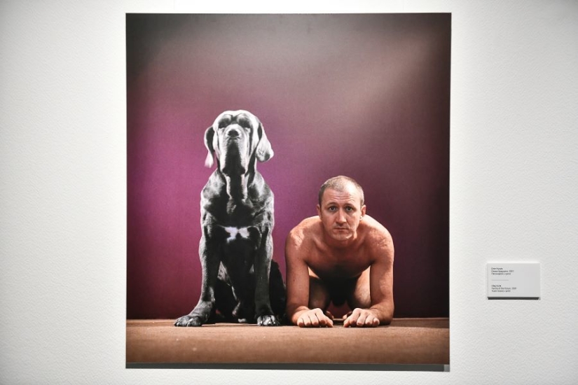 Oleg Kulik-artista, escultor y hombre perro