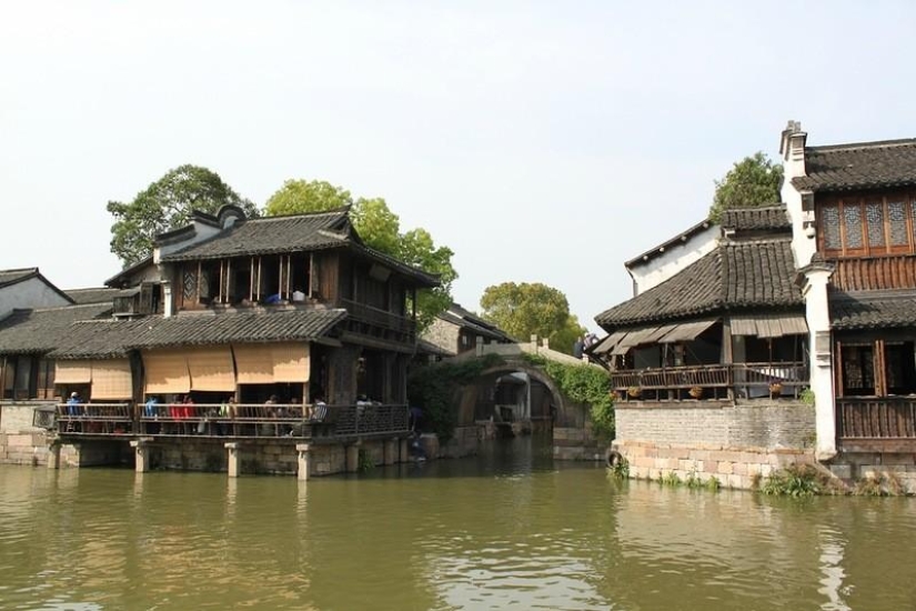 One day in the &quot;Chinese Venice&quot;