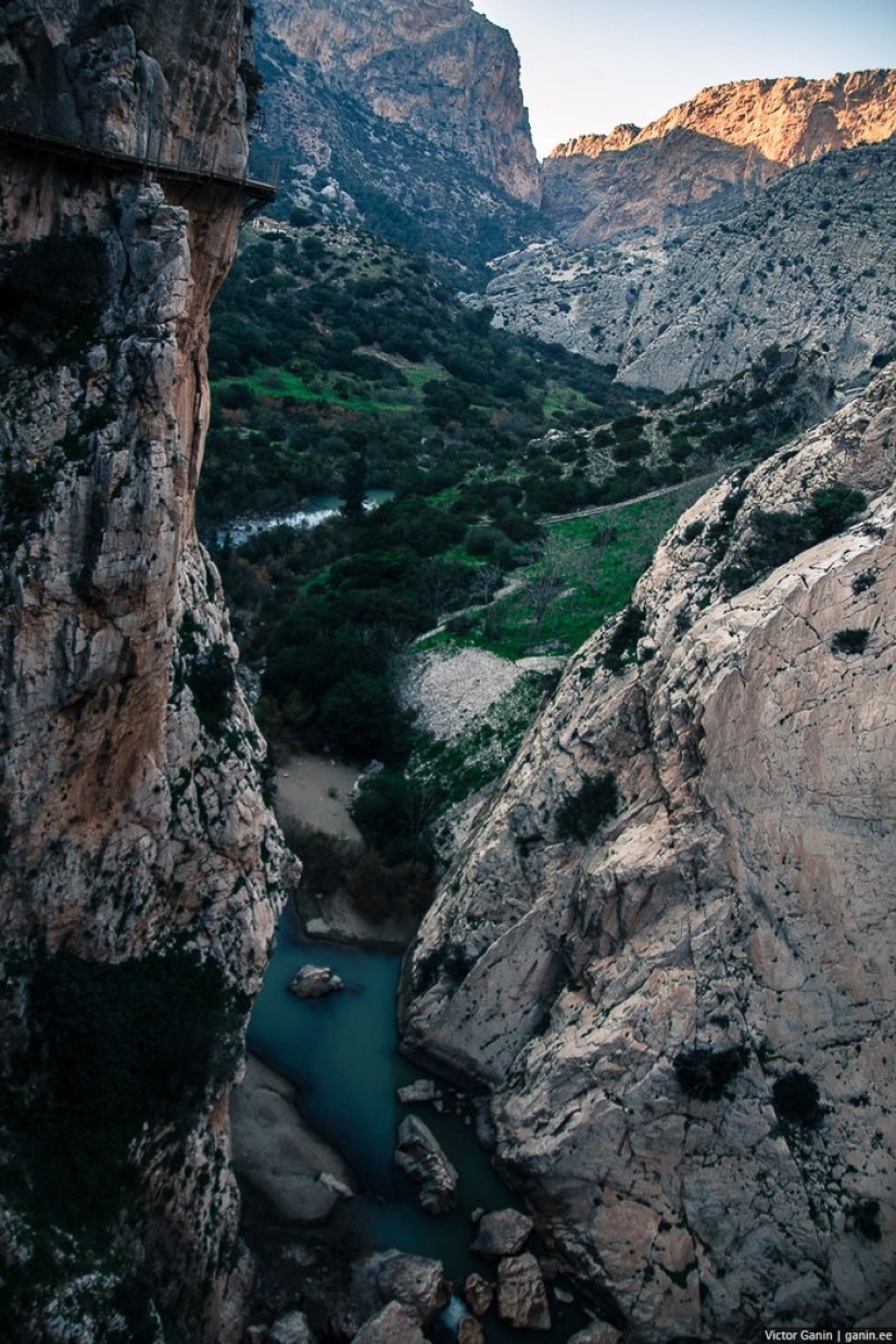 One of the most dangerous trails in the world - Caminito del Rey