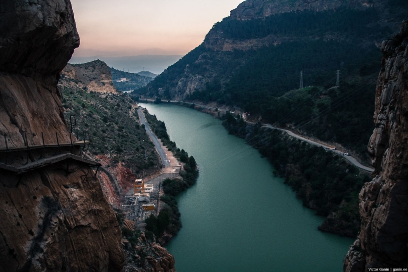 One of the most dangerous trails in the world - Caminito del Rey