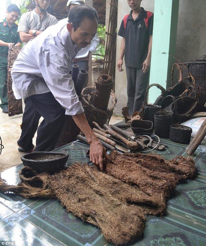 Padre e hijo encontrados en Vietnam escondidos en la selva durante 40 años