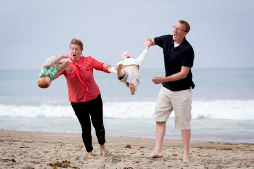 Painfully Ridiculous Family Photos