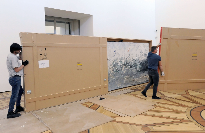 Paintings made of lead, grass and pain: how Anselm Kiefer's exhibition is mounted at the State Hermitage Museum