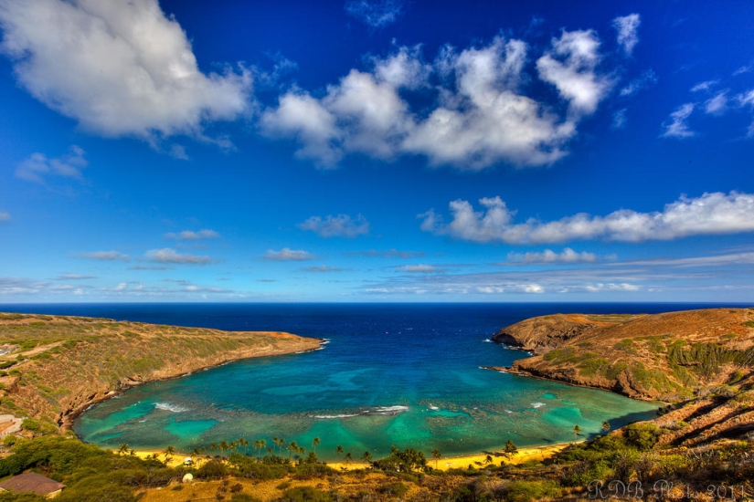 Paraíso terrenal - Playa hawaiana dentro de un antiguo cráter